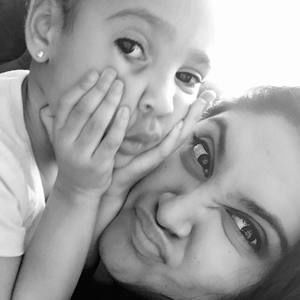 Meet your Posher, Cassandra